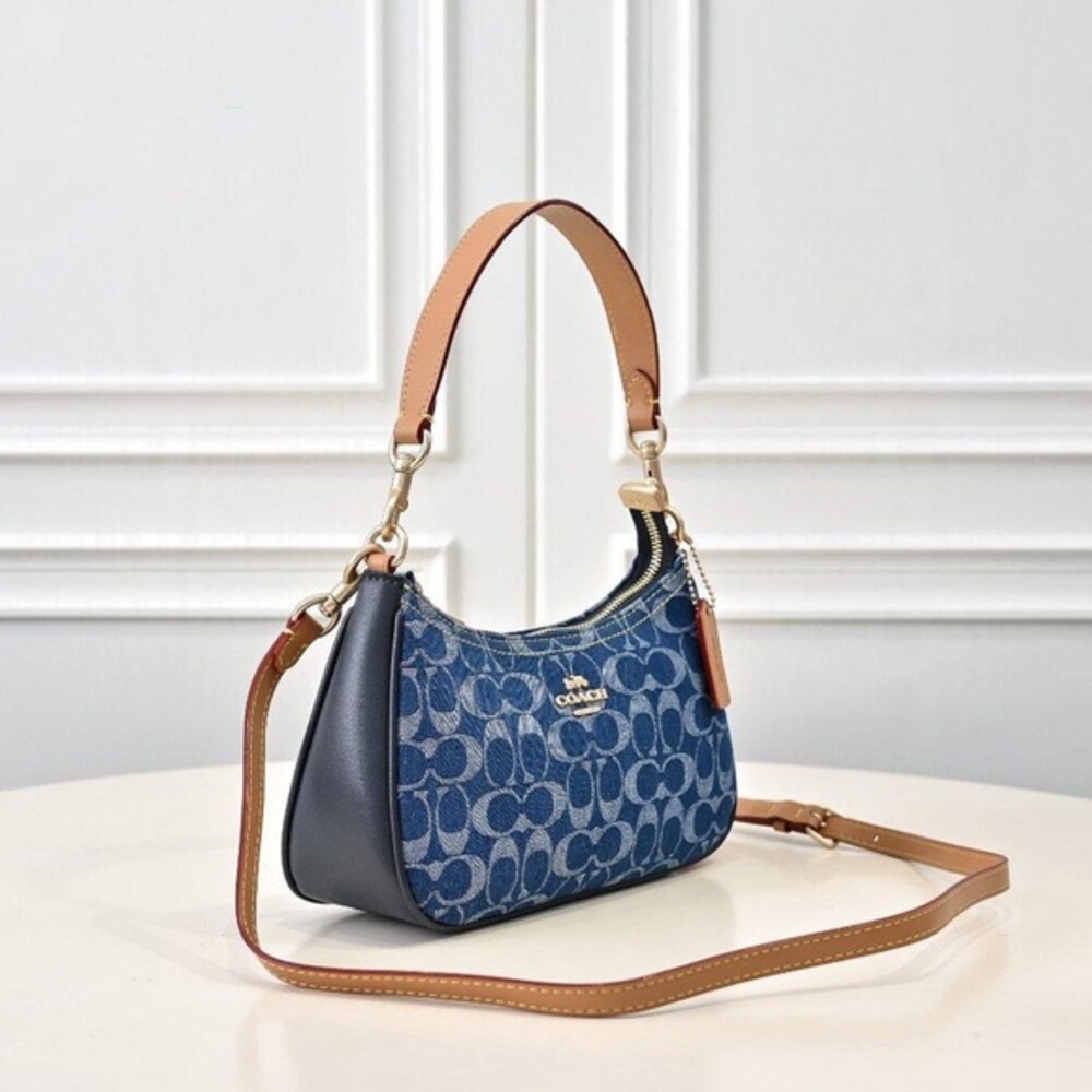 Coach Denim Teri Shoulder bag - Picture 2 of 5